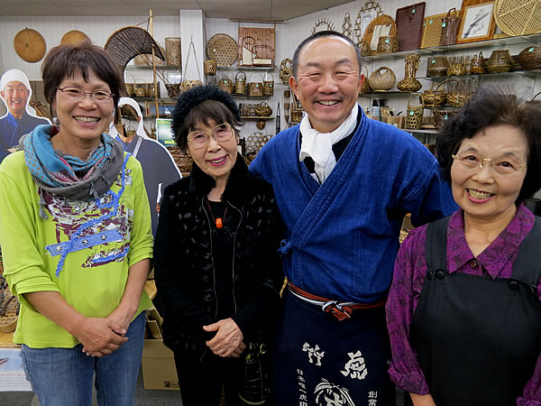 土佐和紙工芸作家伊与田節子先生