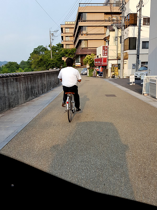 山岡利安、長良川、竹トラッカー