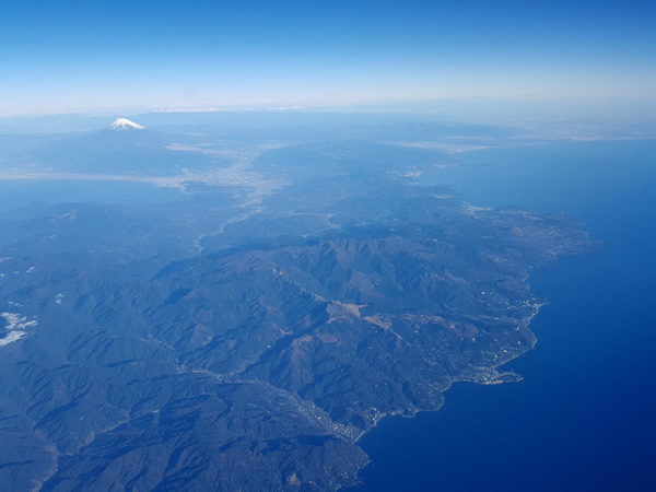 上空から見る富士山