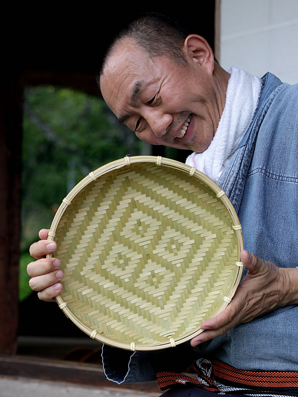 蓬莱竹網代ざる（山岸義浩）