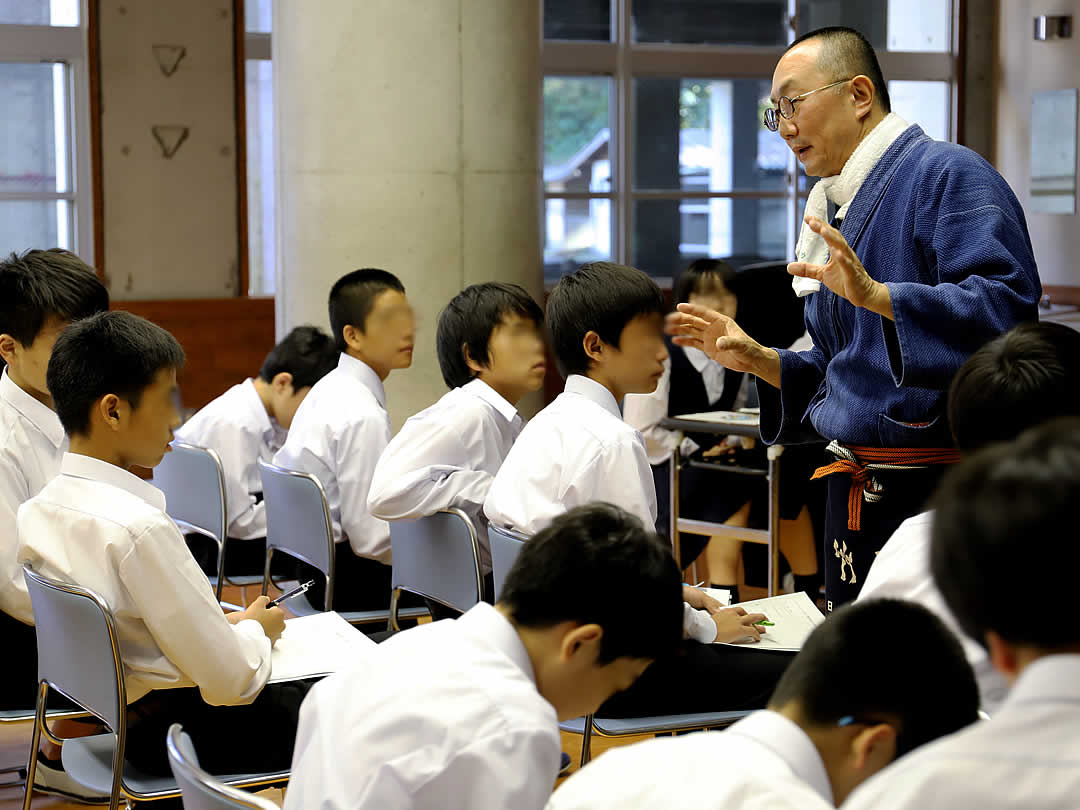 作務衣、中学授業、竹虎四代目（山岸義浩）