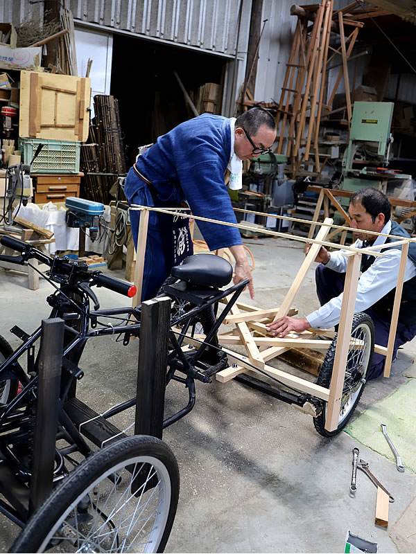 虎竹の車、REIWA-125号、竹虎四代目（山岸義浩）