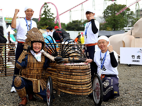 竹虎四代目(山岸義浩)、レッドブルボックスカートレース(RedBull　boxcart　race)