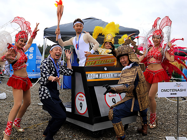 レッドブルボックスカートレース、RedBull boxcart race、竹虎四代目（山岸義浩）