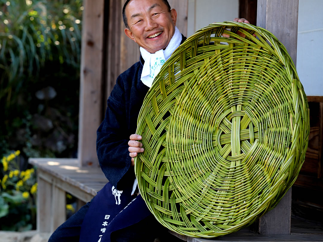 竹虎四代目（山岸義浩）、メゴ笹籠