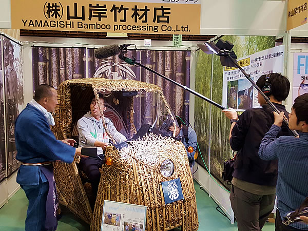 第五回ものづくり総合技術展の竹電気自動車「竹トラッカー」