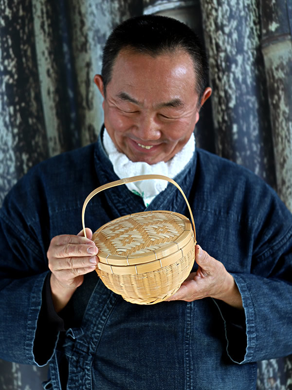 飯籠、竹虎四代目（山岸義浩）