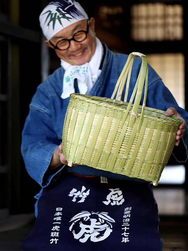 竹籠バッグ、竹虎四代目（山岸義浩）