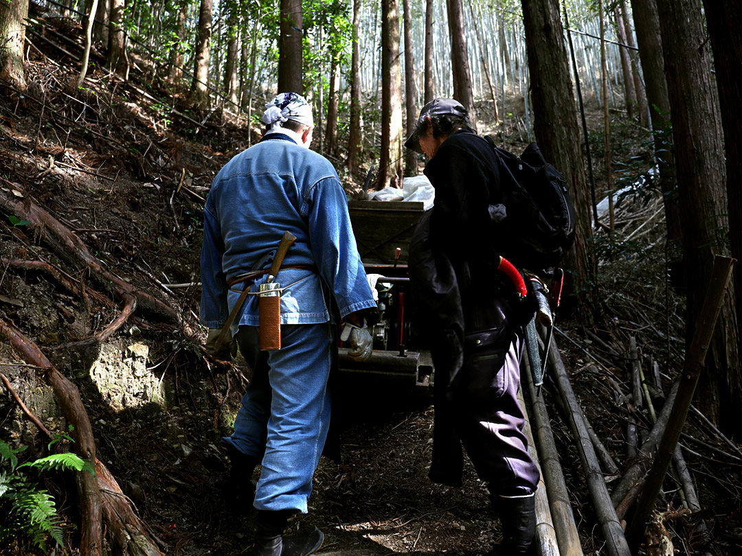 山の職人、竹虎四代目（山岸義浩）