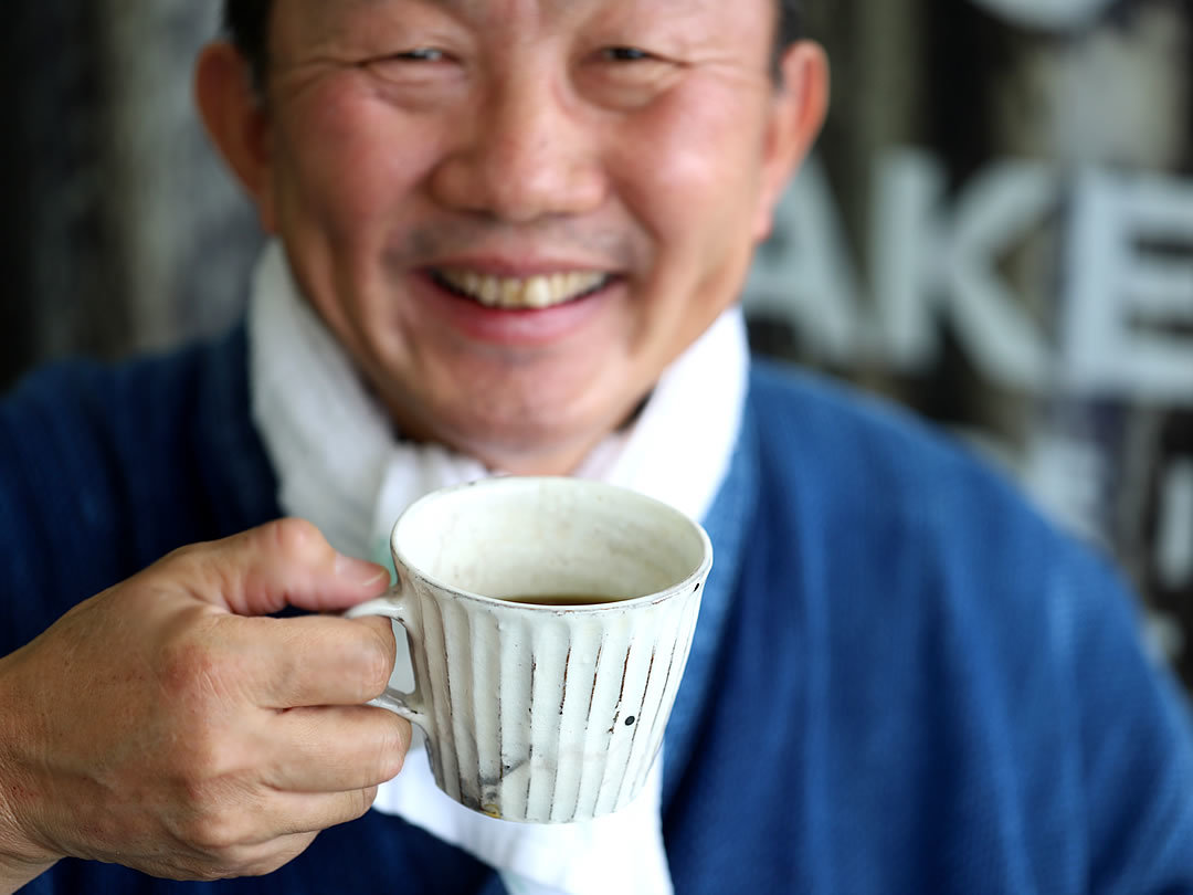 竹炭コーヒー、竹虎四代目（山岸義浩）