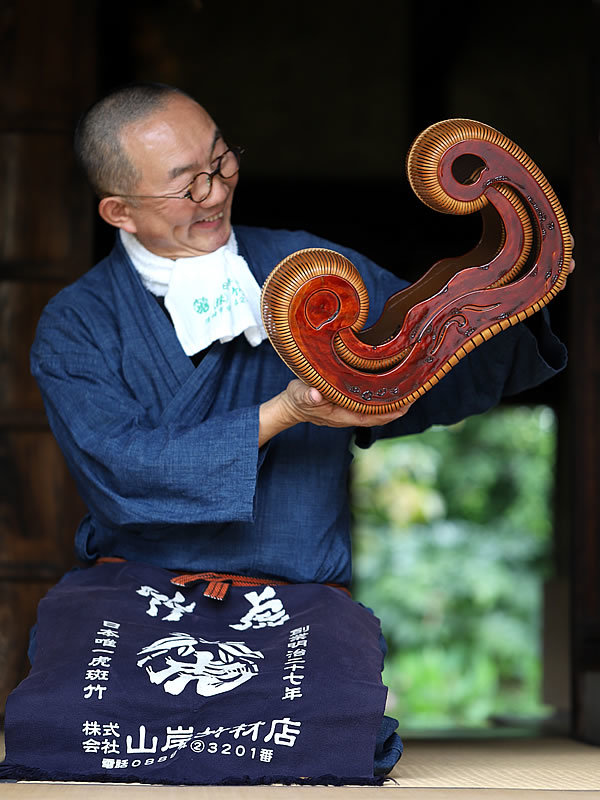 小田光陽さんの波、竹虎四代目（山岸義浩）