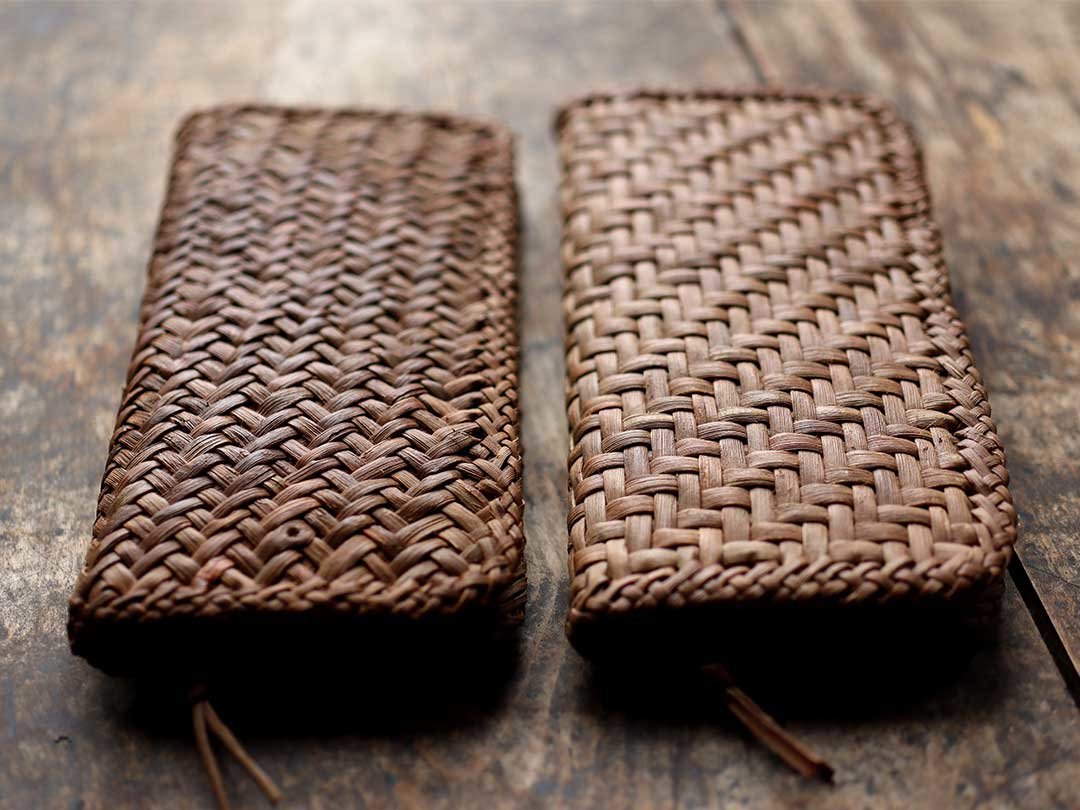 編み方の違う山葡萄財布