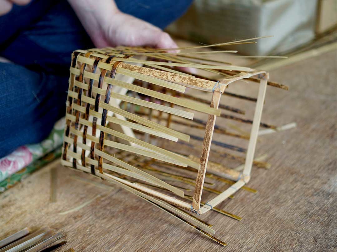 虎竹スクエア手付き籠（温泉かご）作り方