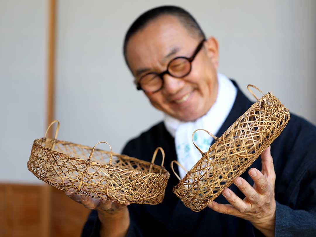 日本唯一の虎竹蓋付き小物籠、竹虎四代目（山岸義浩）
