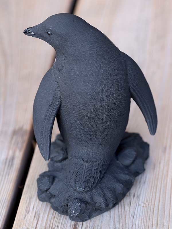 竹炭ペンギン