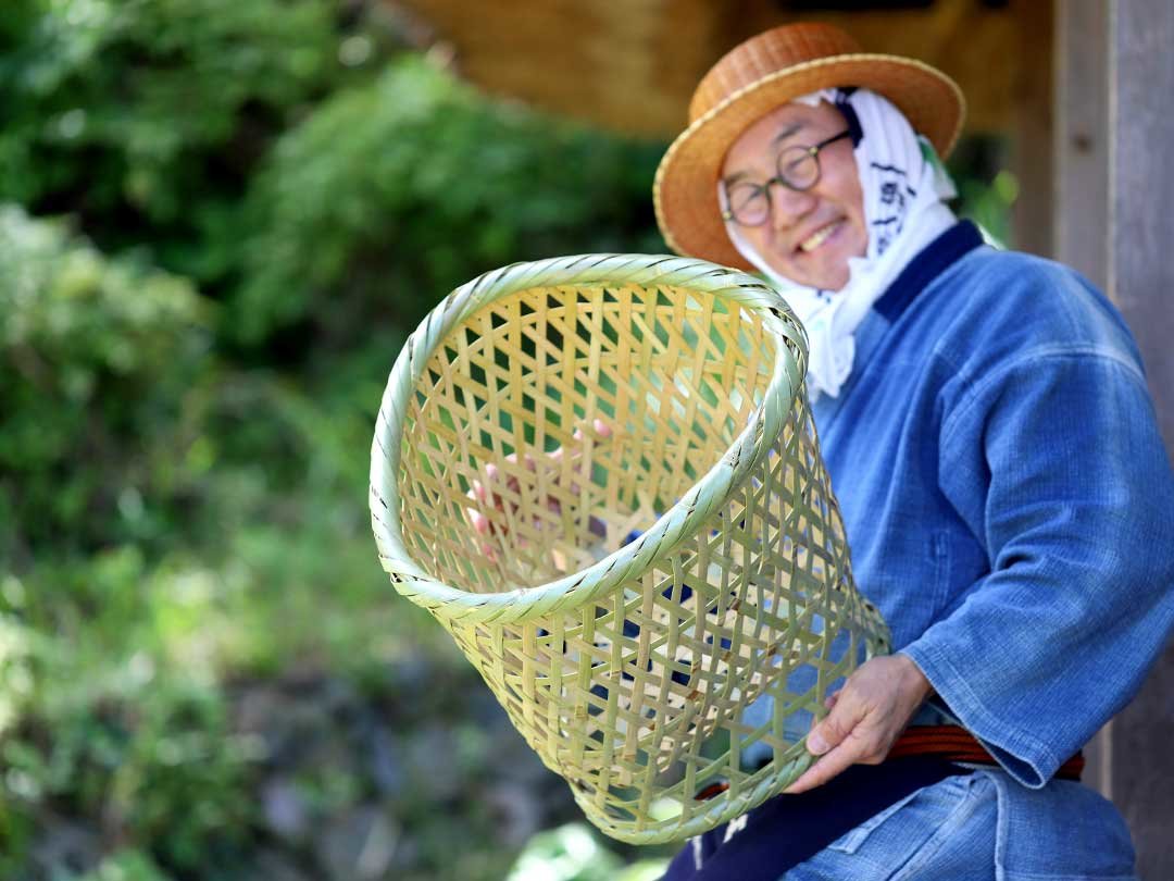 三角脱衣籠、竹虎四代目（山岸義浩）