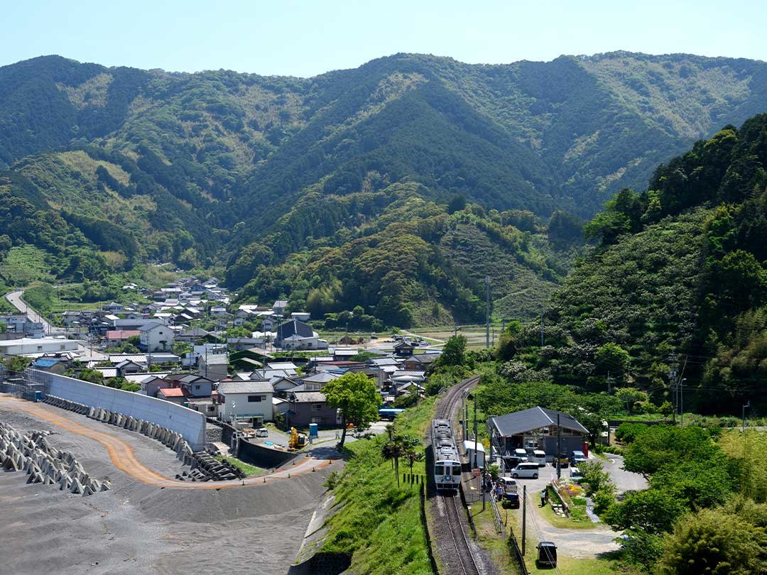 虎竹の里、安和駅