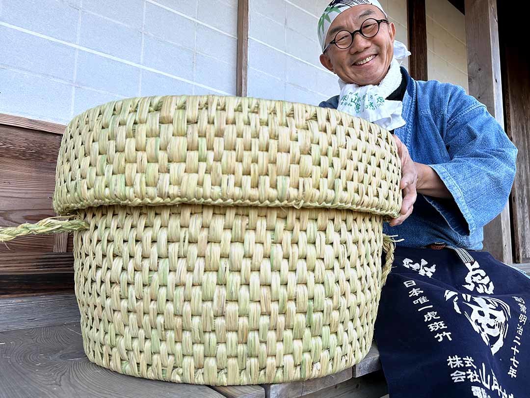 わらいずみ（飯つぐら）、竹虎四代目（山岸義浩）