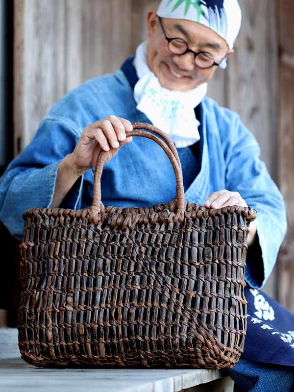 竹虎四代目愛用の山葡萄棚編み手提げ籠バッグ