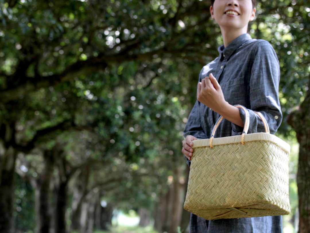 小さめスス竹市場籠