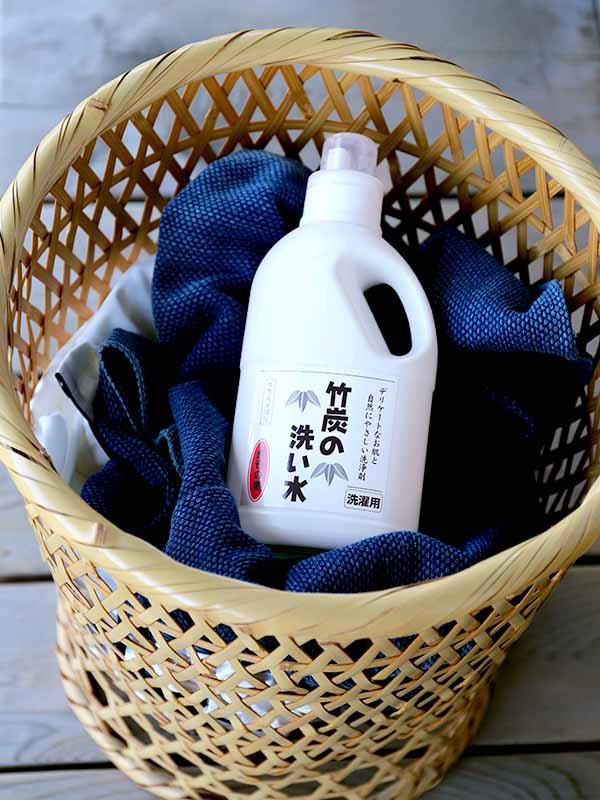 アトピー、敏感肌の方に匂わない液体洗剤・竹炭の洗い水