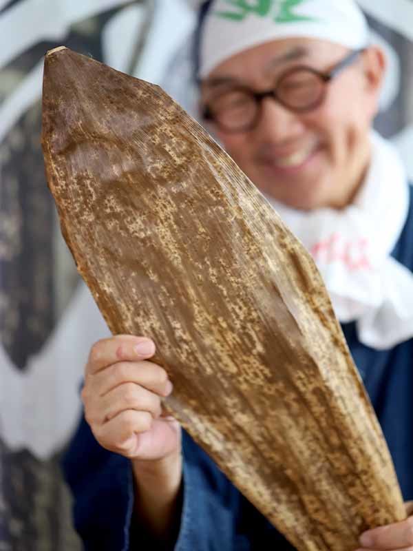 国産竹皮、竹虎四代目（山岸義浩）
