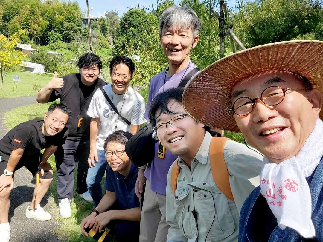 案内いただく牧野植物園