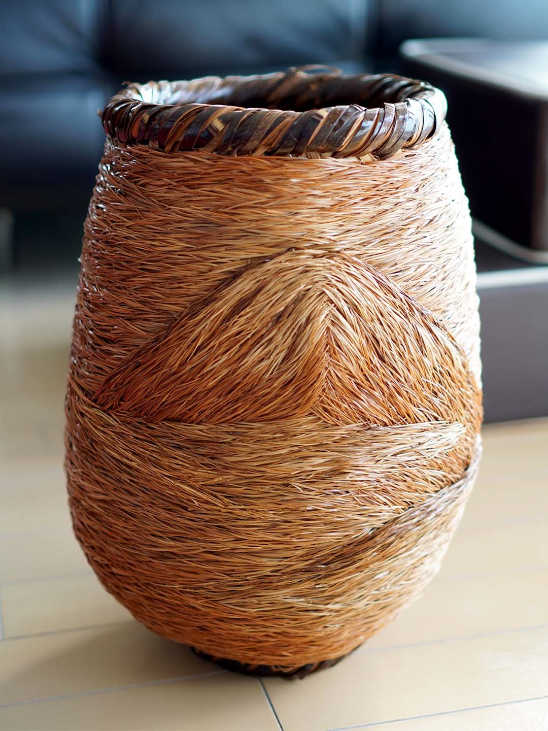 竹芸作家・鬼塚英竹氏竹花籃