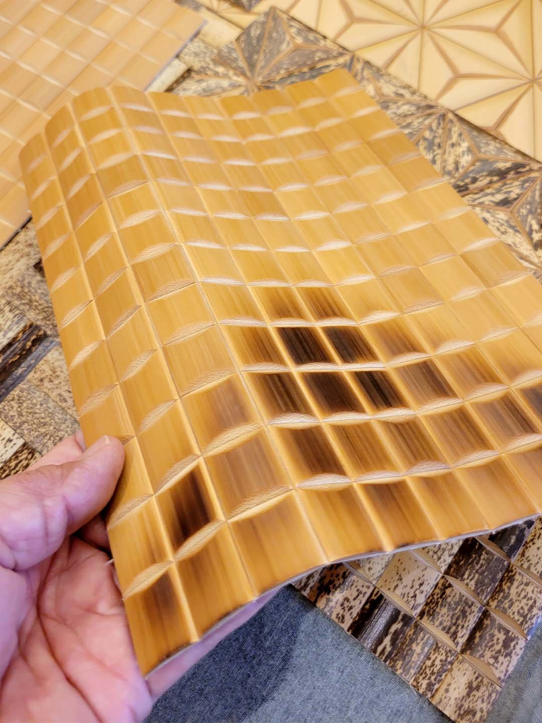 竹チップ布貼り