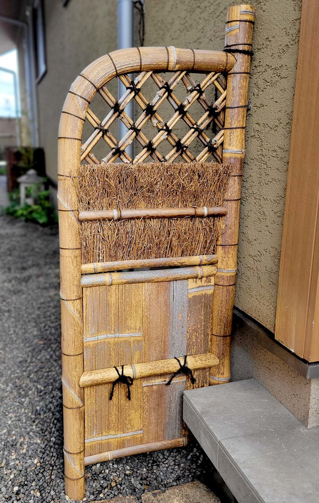 虎竹ミニ玉袖垣