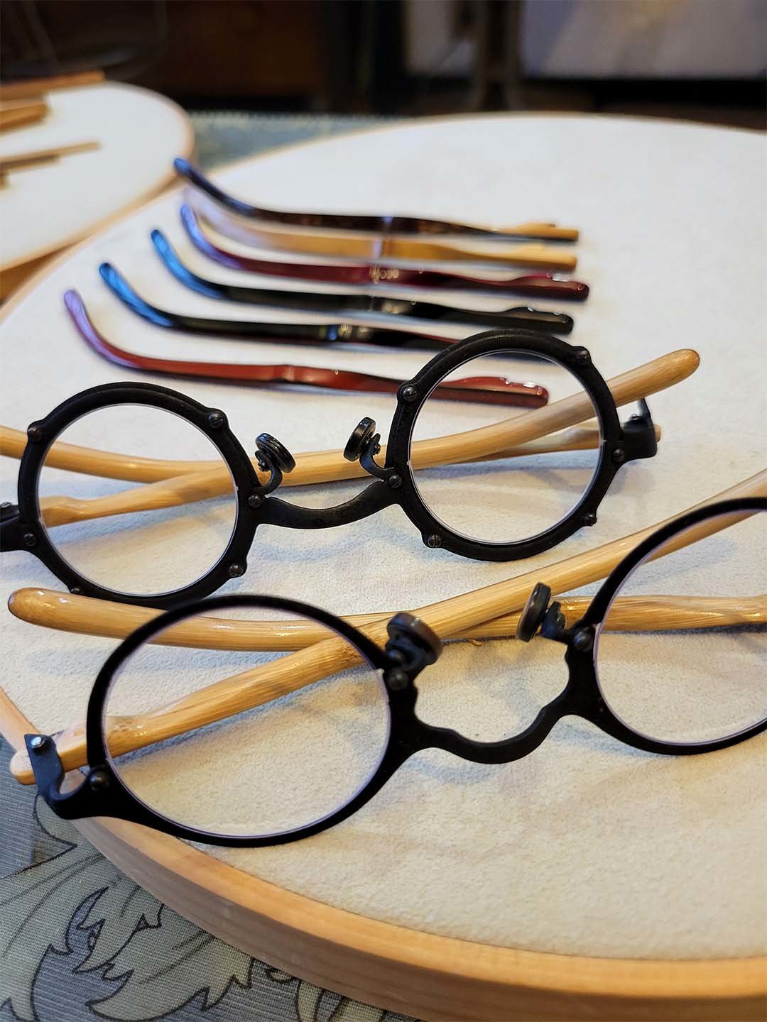 虎竹眼鏡工房