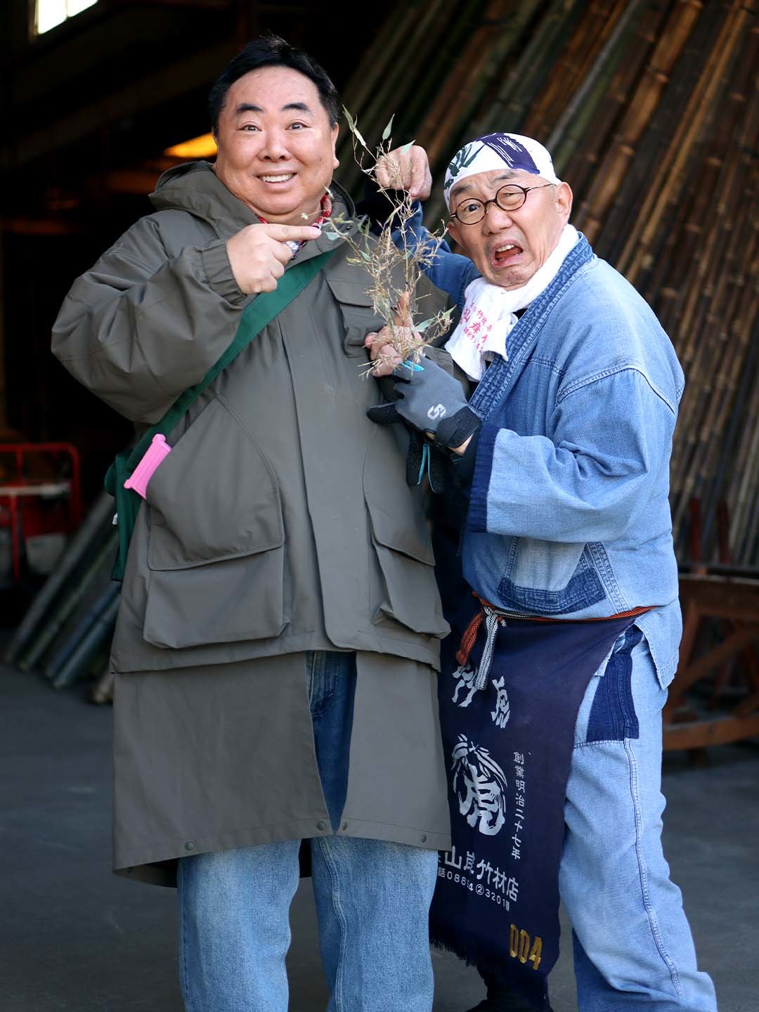 ドランクドラゴンの塚地武雅さん「遠くへ行きたい」虎竹の花