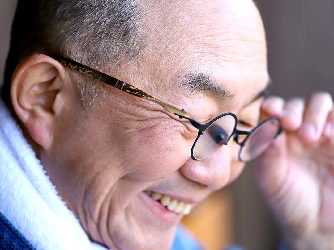 虎竹眼鏡、竹虎四代目(山岸義浩)