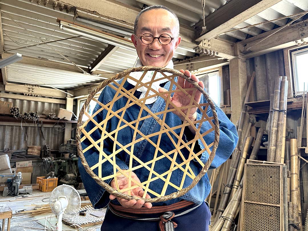 竹籠修理完了、竹虎四代目（山岸義浩）