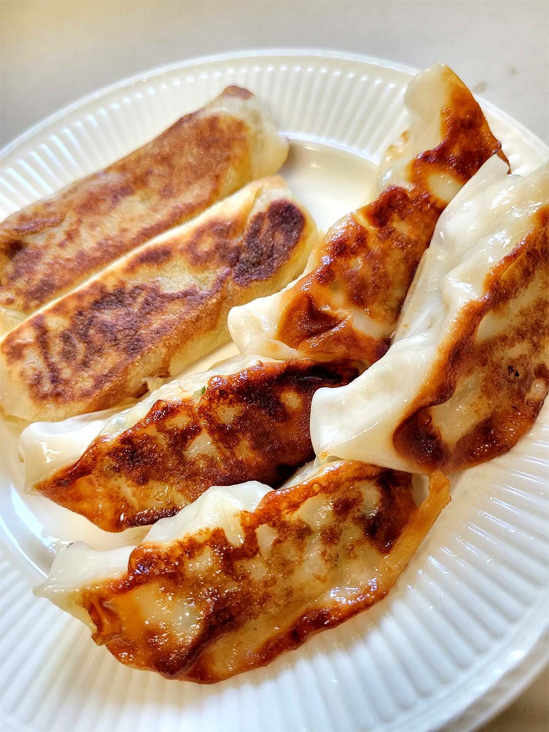 ホソヤ贅沢餃子