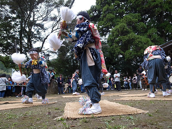 花とり踊り