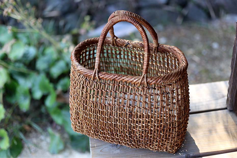 軽やかで丈夫なあけびこだし編み手提げ籠バッグ
