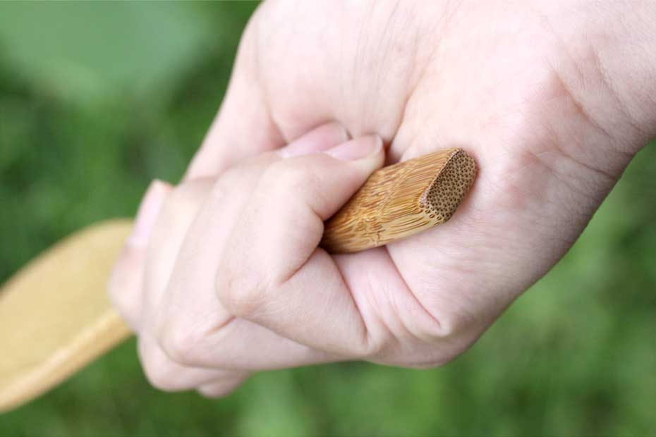 竹しゃもじ（角）の四角い持ち手、美しい仕上げ