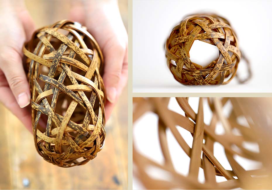 虎竹柱掛花籠 繭,底