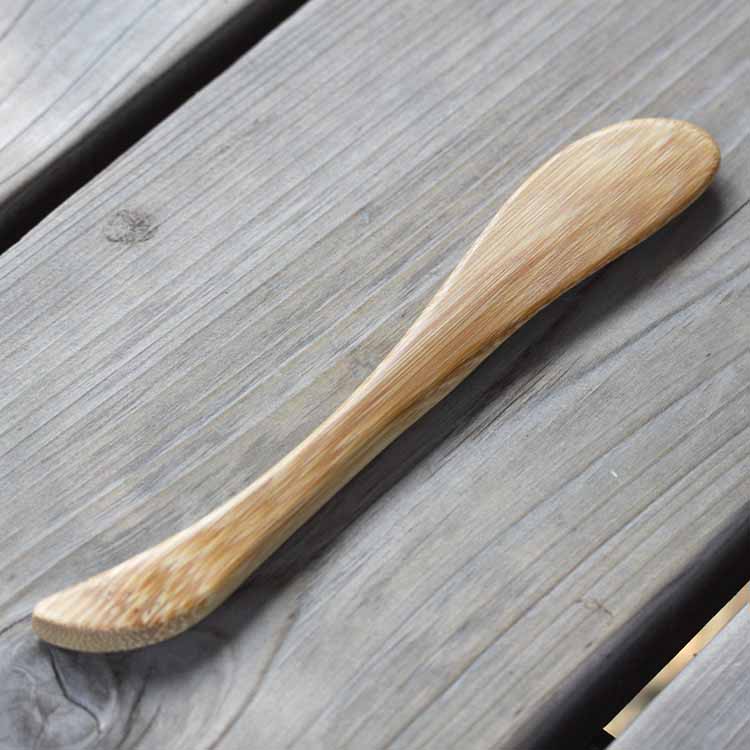 竹のバターナイフ
