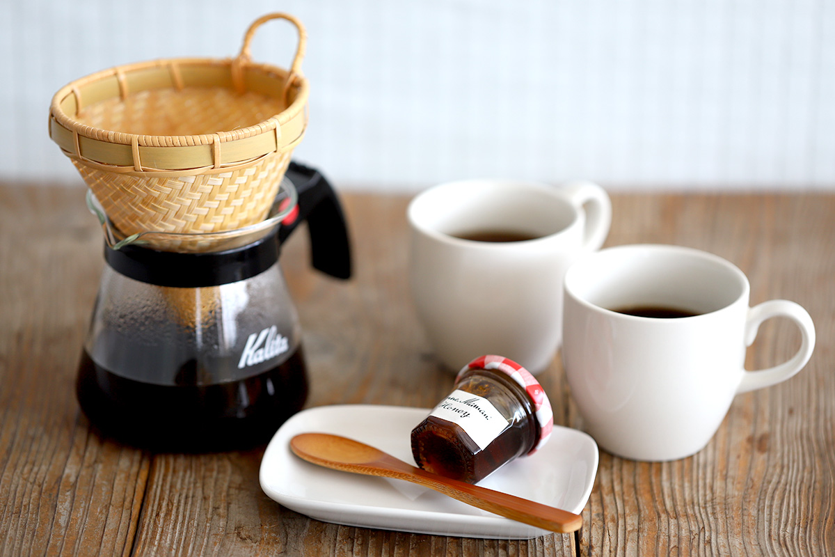竹コーヒードリッパーでまったりとした休憩時間を。