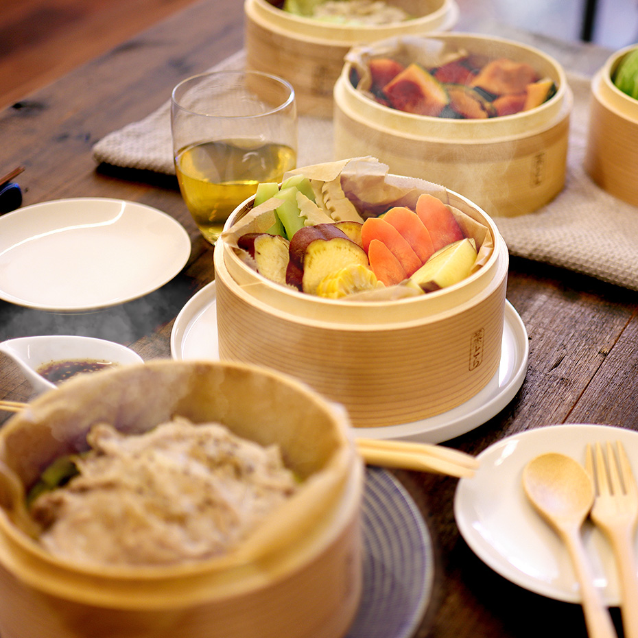 杉蒸篭「蒸とら」の蒸し料理