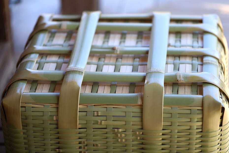 真竹御用籠（四角）の力竹