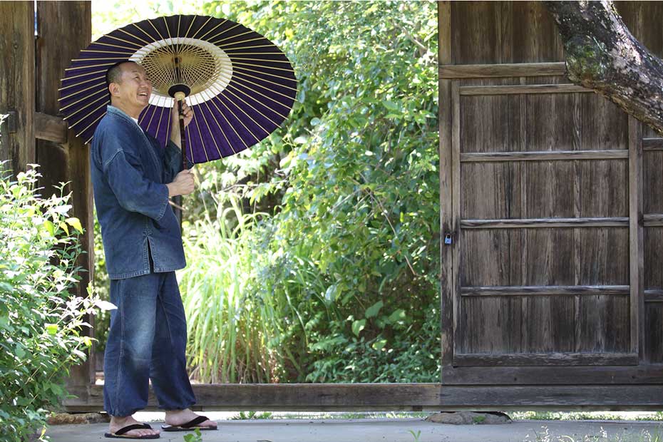 雨が恋しくなるようなこだわりの黒竹番蛇の目傘