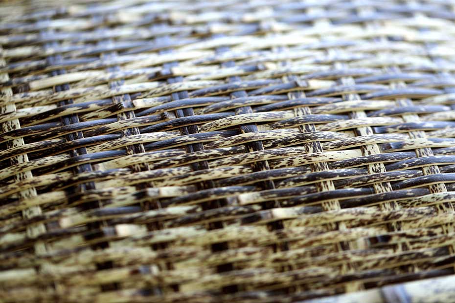 虎竹二段角魚籠のゴザ目編み