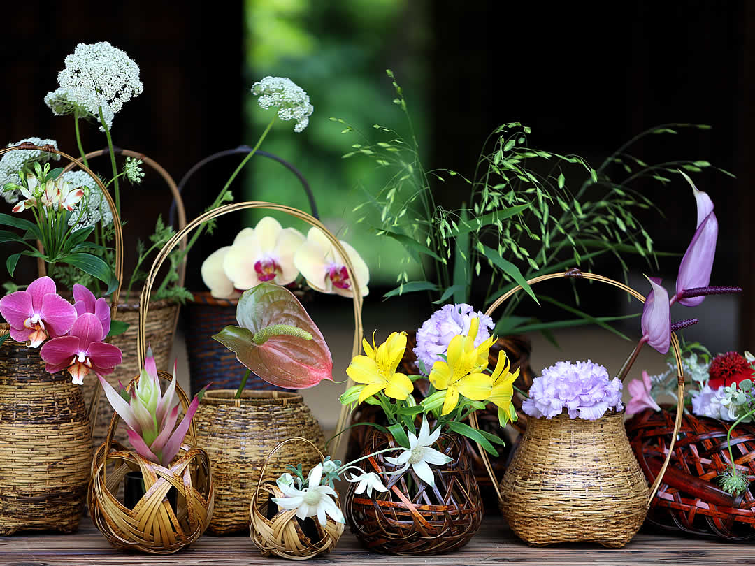 竹の花かご